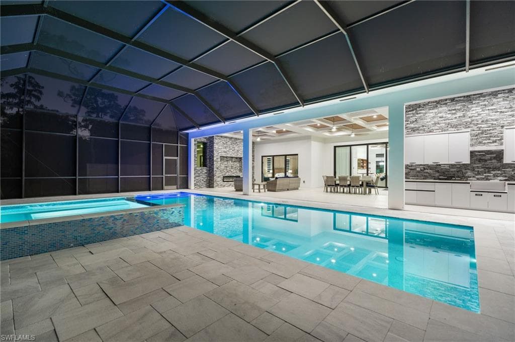 7040 Sable Ridge Ln, Naples, FL 34109-40