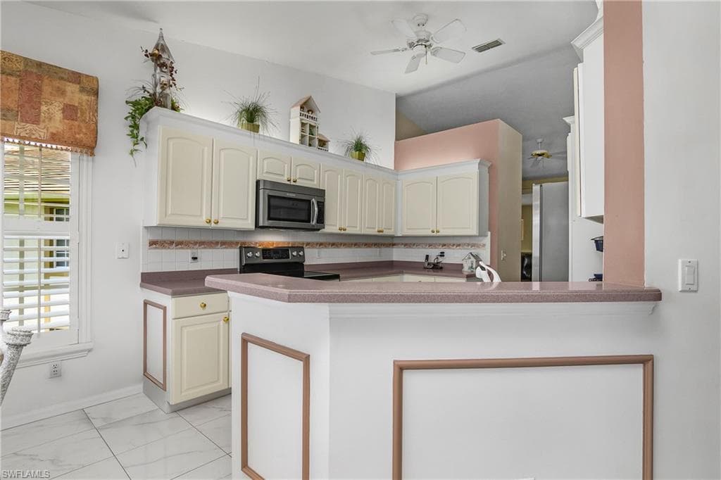 5643 Sandlewood Ct 2004, Naples, FL 34110-17