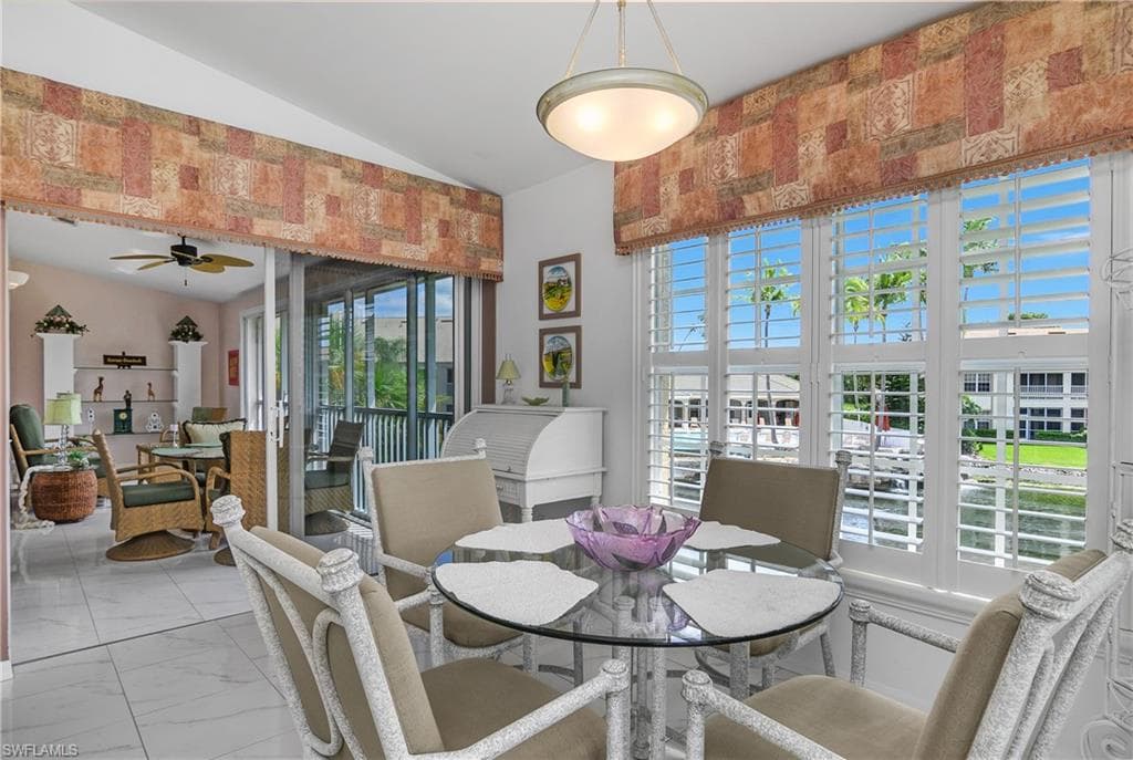 5643 Sandlewood Ct 2004, Naples, FL 34110-20