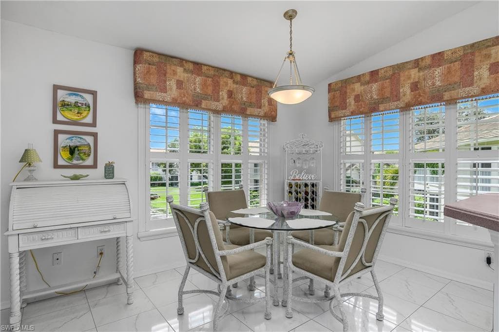 5643 Sandlewood Ct 2004, Naples, FL 34110-21