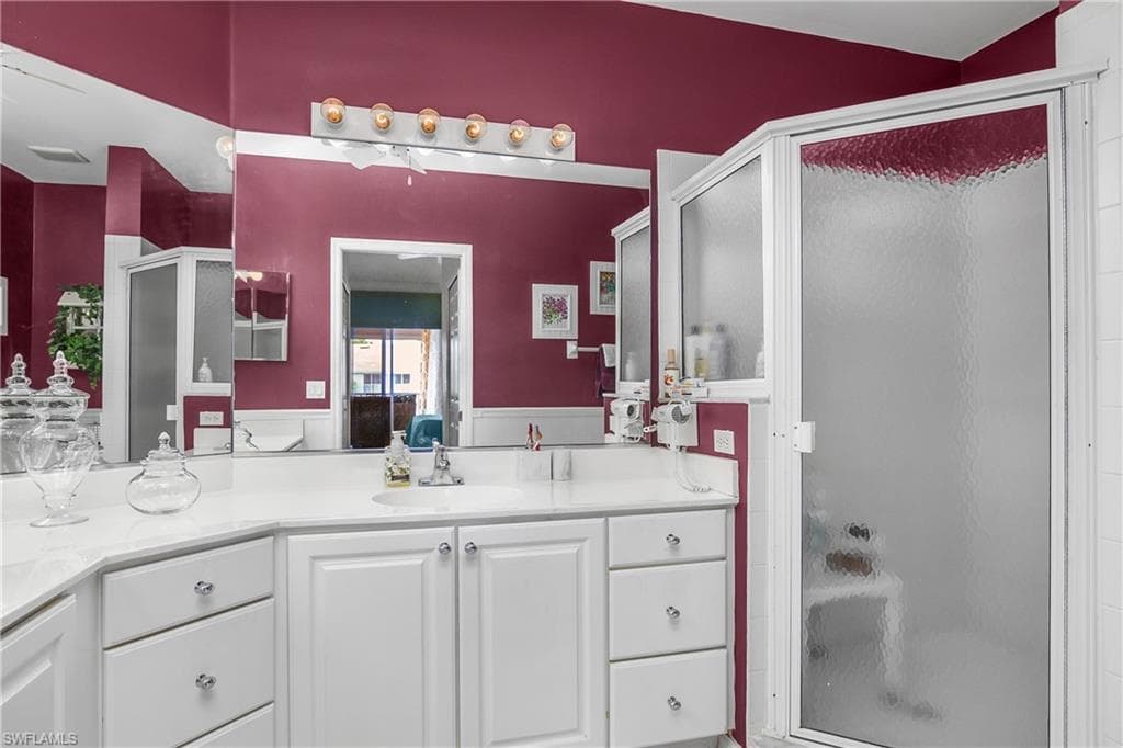 5643 Sandlewood Ct 2004, Naples, FL 34110-28