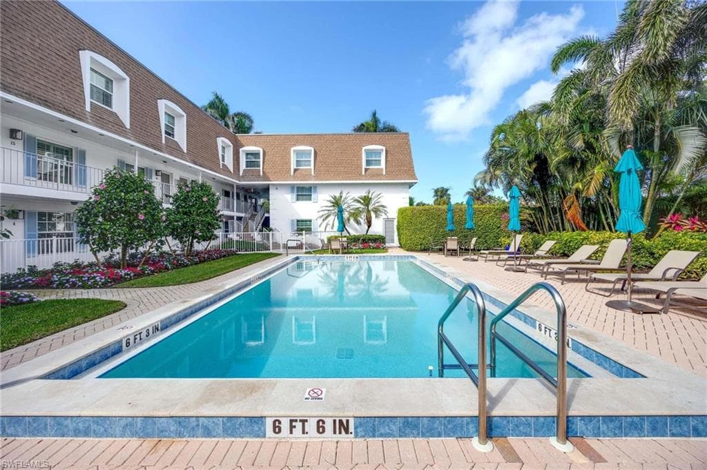 1222 Gordon Dr 15, Naples, FL 34102-29