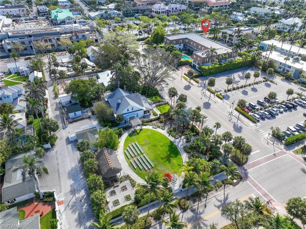 1222 Gordon Dr 15, Naples, FL 34102-35