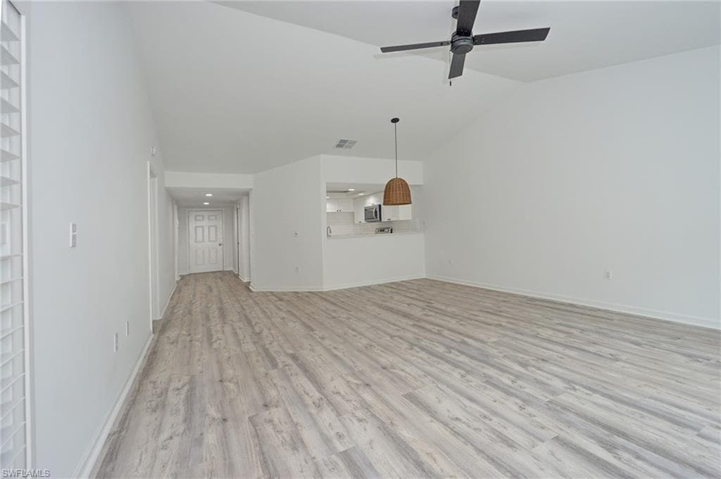 5895 Chanteclair Dr 126, Naples, FL 34108-9