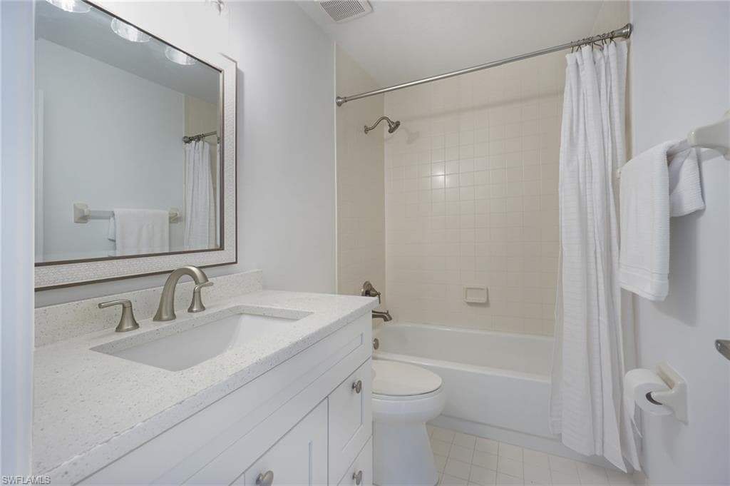 5895 Chanteclair Dr 126, Naples, FL 34108-14