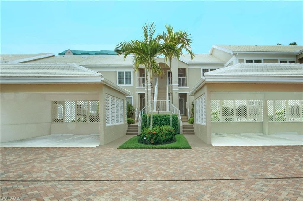 5895 Chanteclair Dr 126, Naples, FL 34108-24