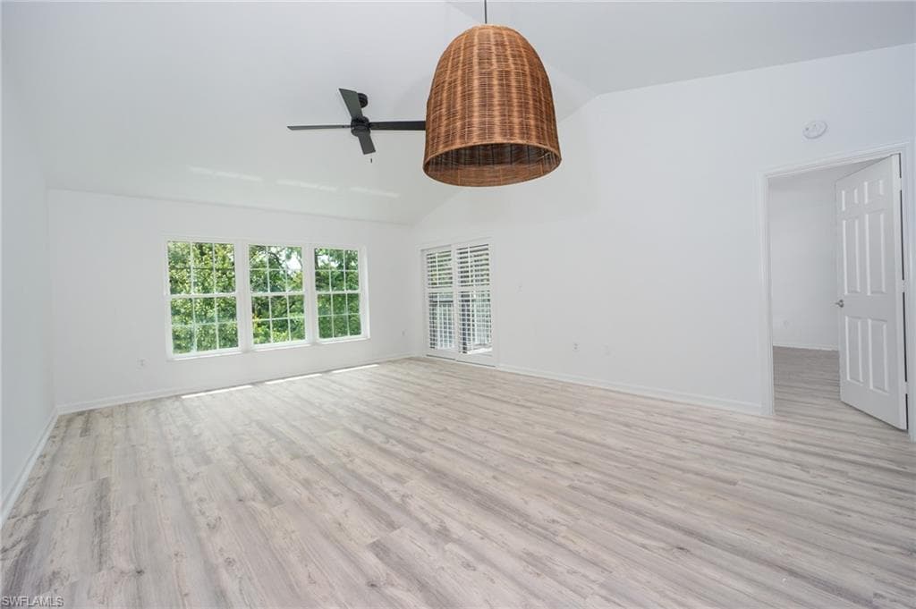 5895 Chanteclair Dr 126, Naples, FL 34108-6