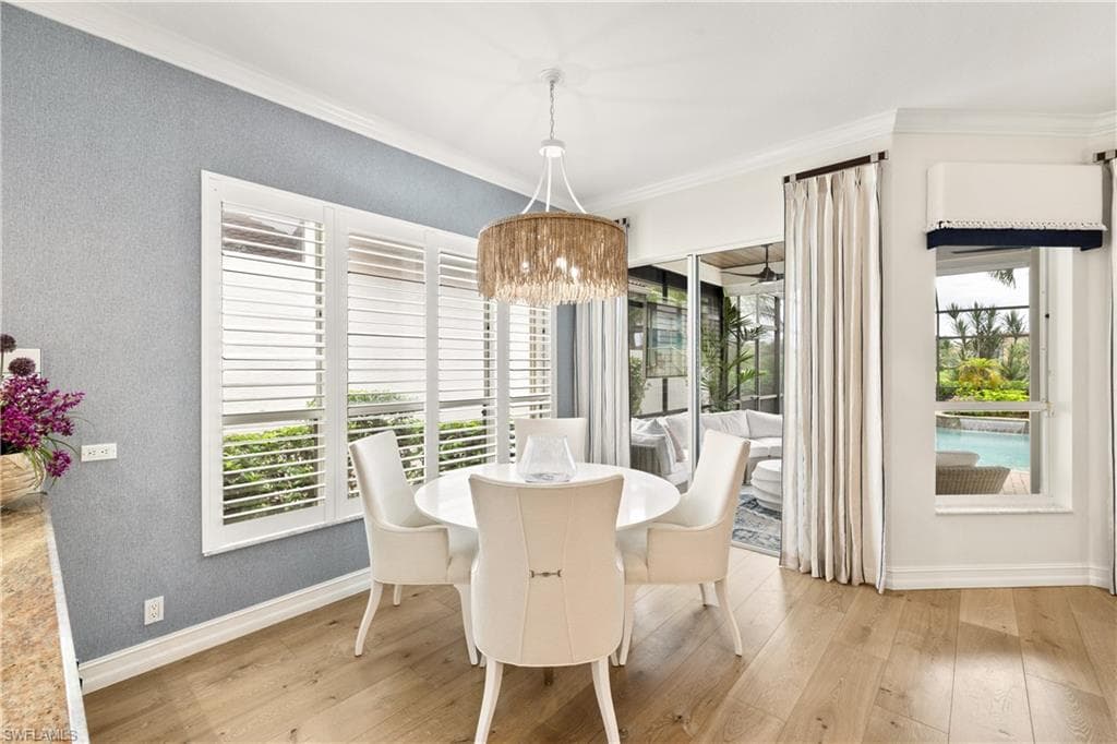 6064 Fairway Ct, Naples, FL 34110-16