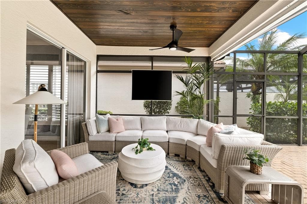 6064 Fairway Ct, Naples, FL 34110-18