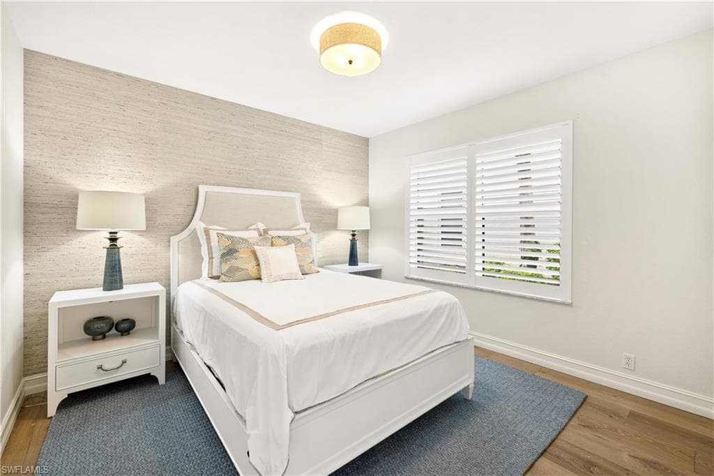 6064 Fairway Ct, Naples, FL 34110-33