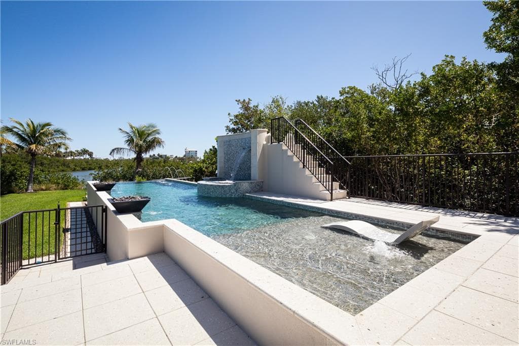 171 Topanga Dr, Bonita Springs, FL 34134-49