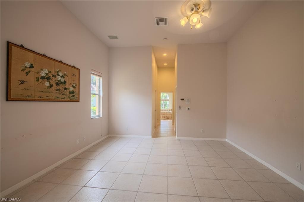 2136 Harlans Run, Naples, FL 34105-18