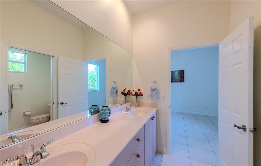 2136 Harlans Run, Naples, FL 34105-25