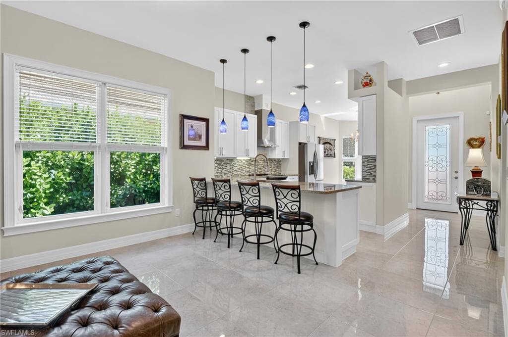 2769 Linda Dr, Naples, FL 34112-12