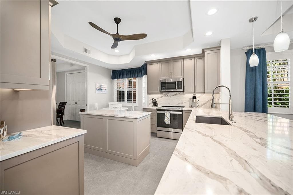 6433 Legacy Cir 1301, Naples, FL 34113-12
