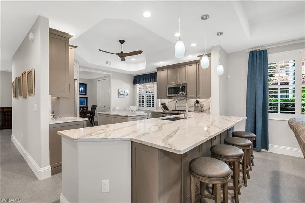 6433 Legacy Cir 1301, Naples, FL 34113-13