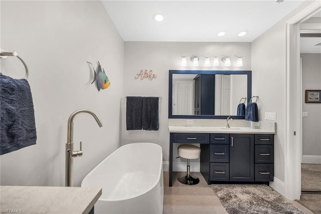 6433 Legacy Cir 1301, Naples, FL 34113-24