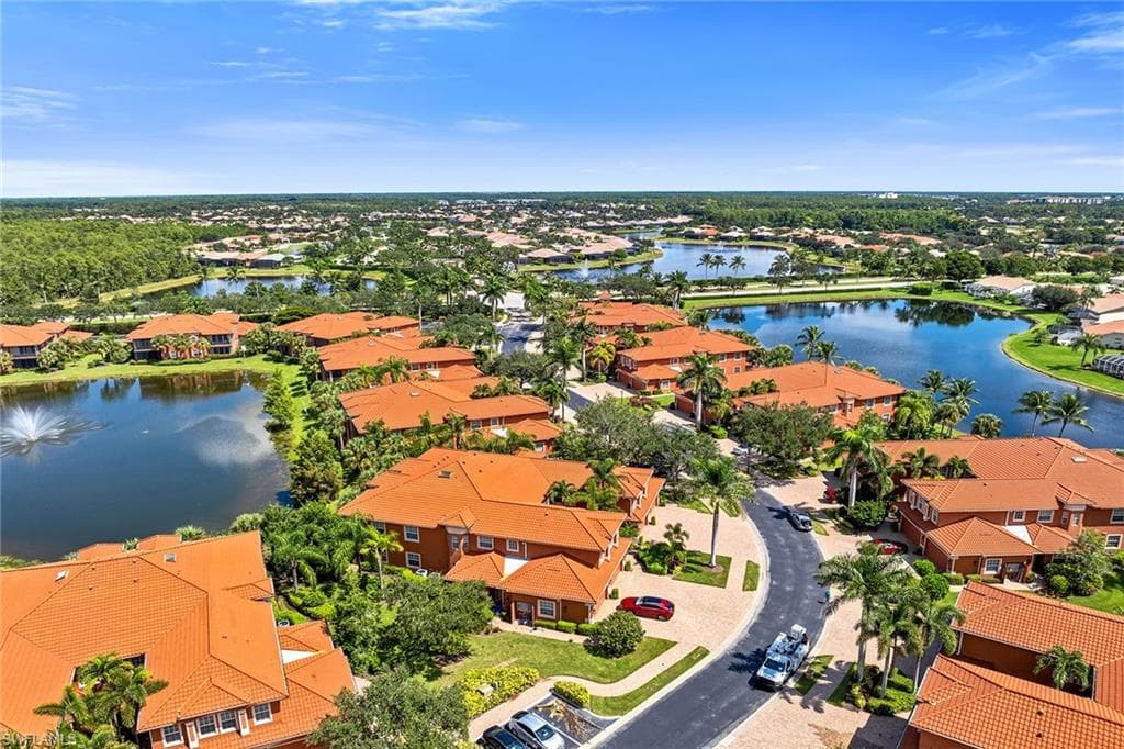 6433 Legacy Cir 1301, Naples, FL 34113-41
