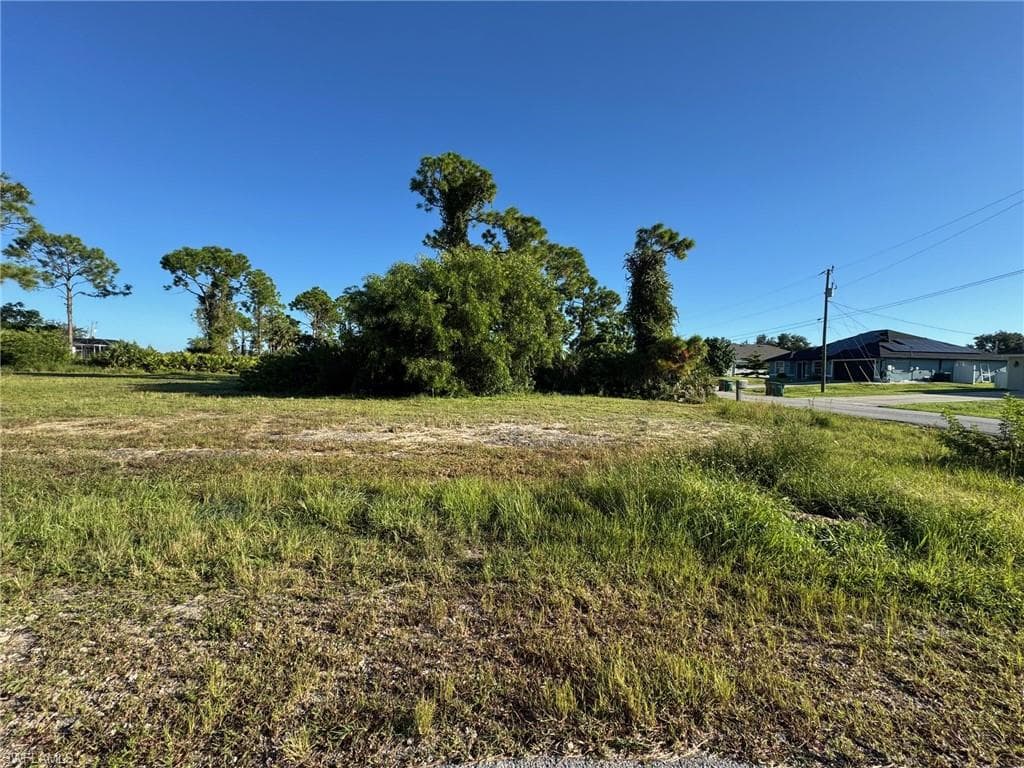 1429 37th St, Cape Coral, FL 33909-2
