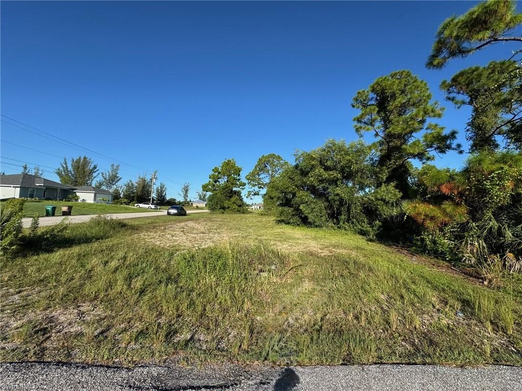 1429 37th St, Cape Coral, FL 33909-4
