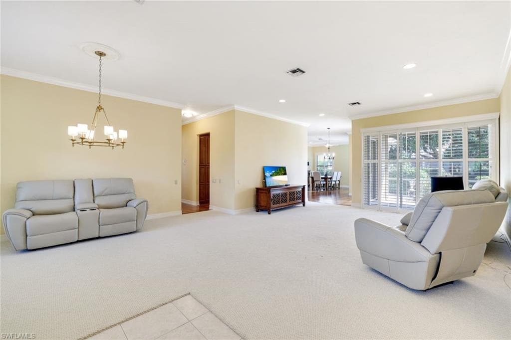 2032 Castle Garden Ln, Naples, FL 34110-4