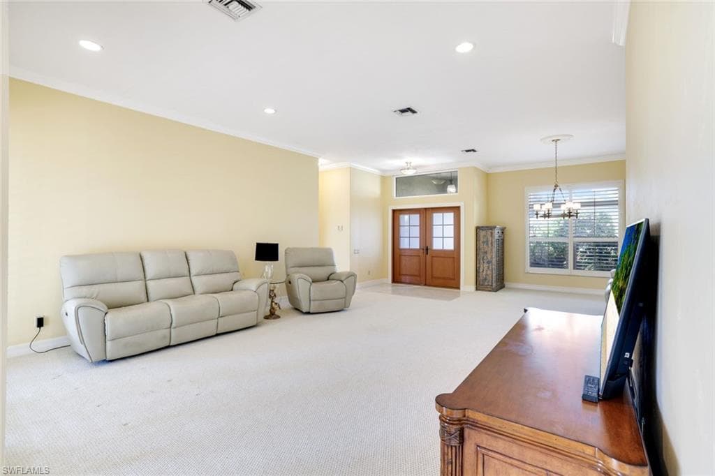 2032 Castle Garden Ln, Naples, FL 34110-7