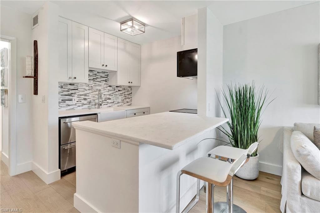 421 12th Ave S A3, Naples, FL 34102-5