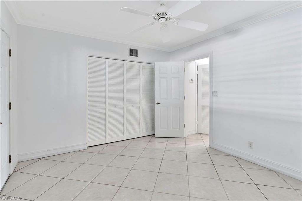 421 12th Ave S A4, Naples, FL 34102-10