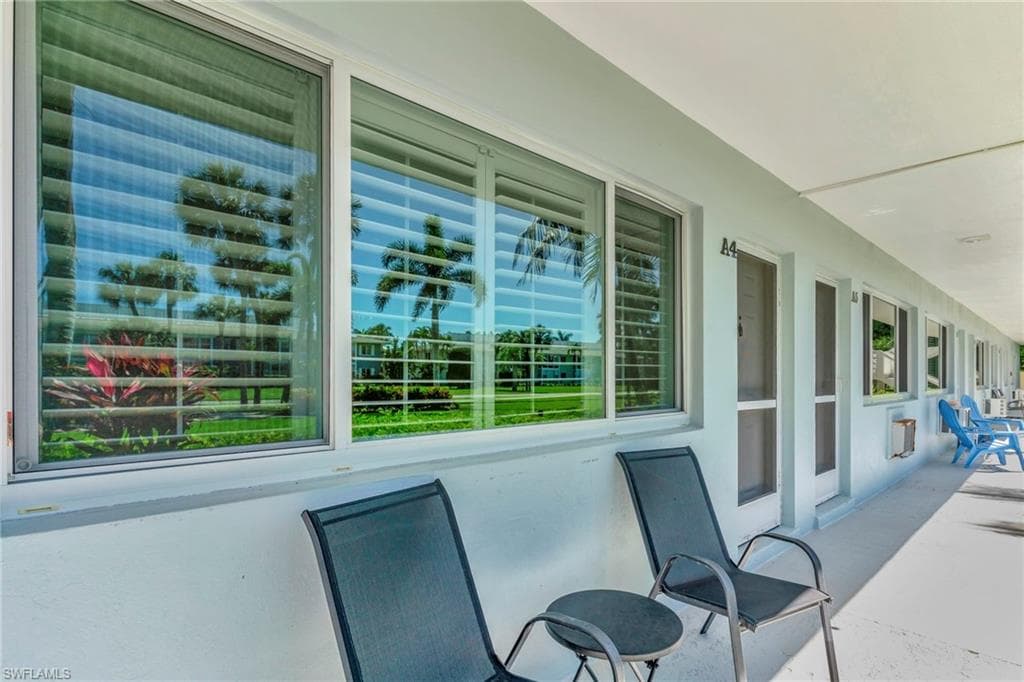 421 12th Ave S A4, Naples, FL 34102-12