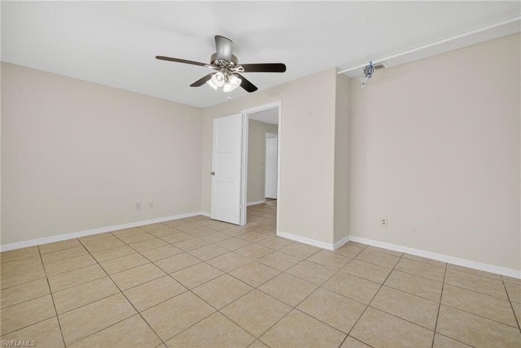 18294 Lee Rd, Fort Myers, FL 33967-19