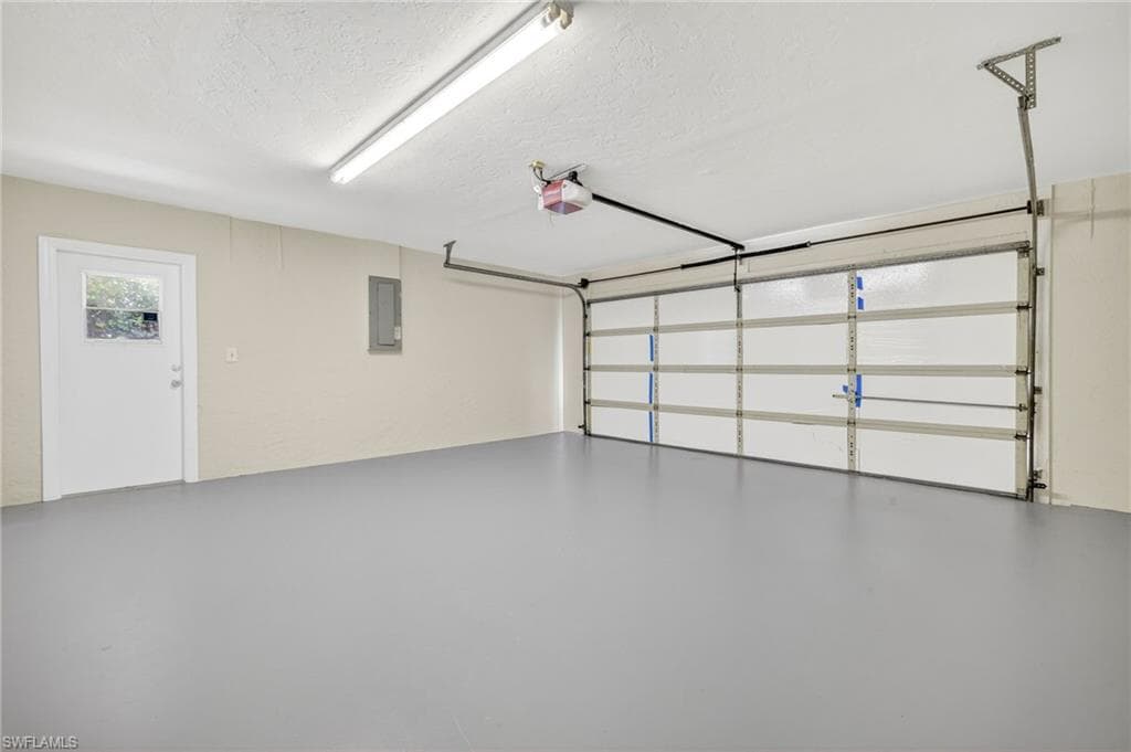 18294 Lee Rd, Fort Myers, FL 33967-30
