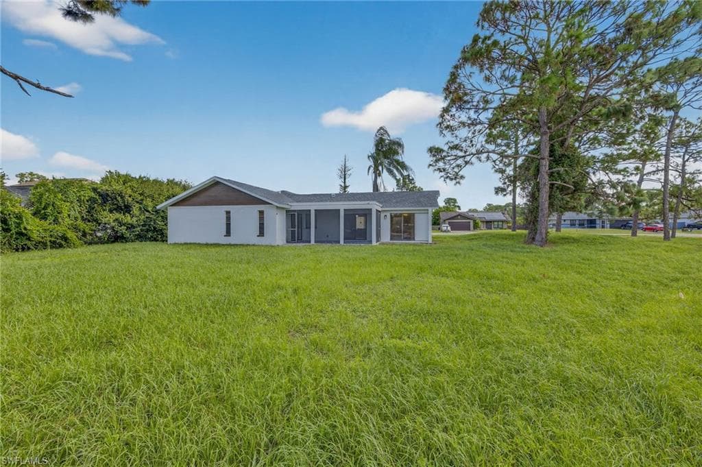 18294 Lee Rd, Fort Myers, FL 33967-31
