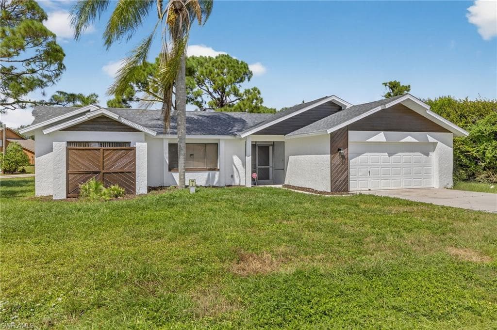 18294 Lee Rd, Fort Myers, FL 33967-2