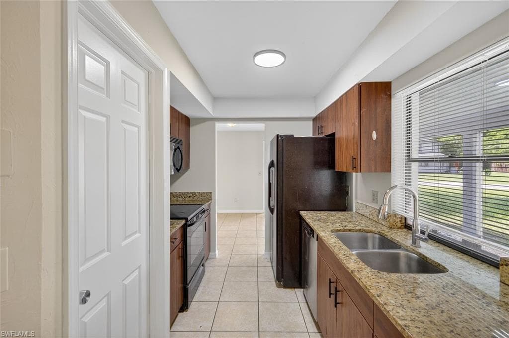 18294 Lee Rd, Fort Myers, FL 33967-7