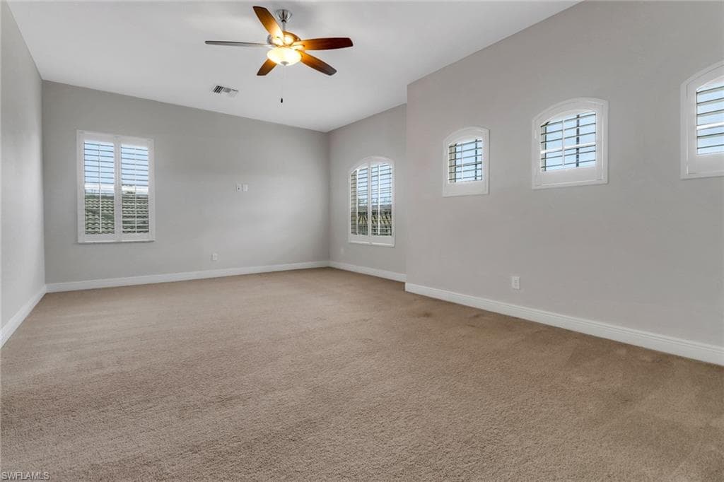 7787 Martino Cir, Naples, FL 34112-8