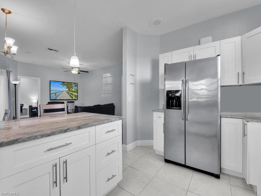 2160 43rd Ter SW 49, Naples, FL 34116-8
