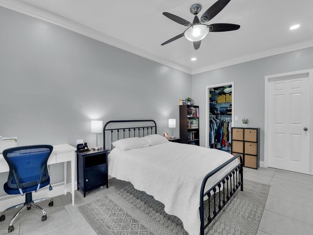 2160 43rd Ter SW 49, Naples, FL 34116-10