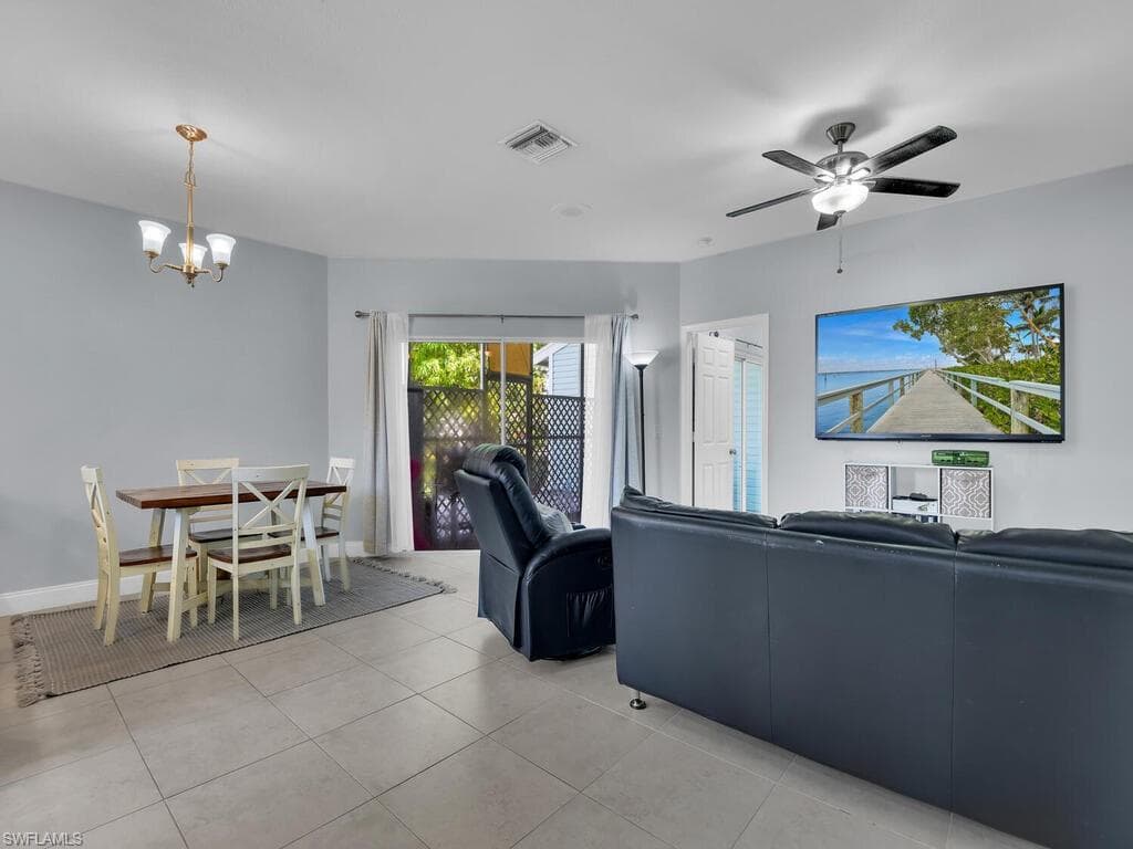 2160 43rd Ter SW 49, Naples, FL 34116-4