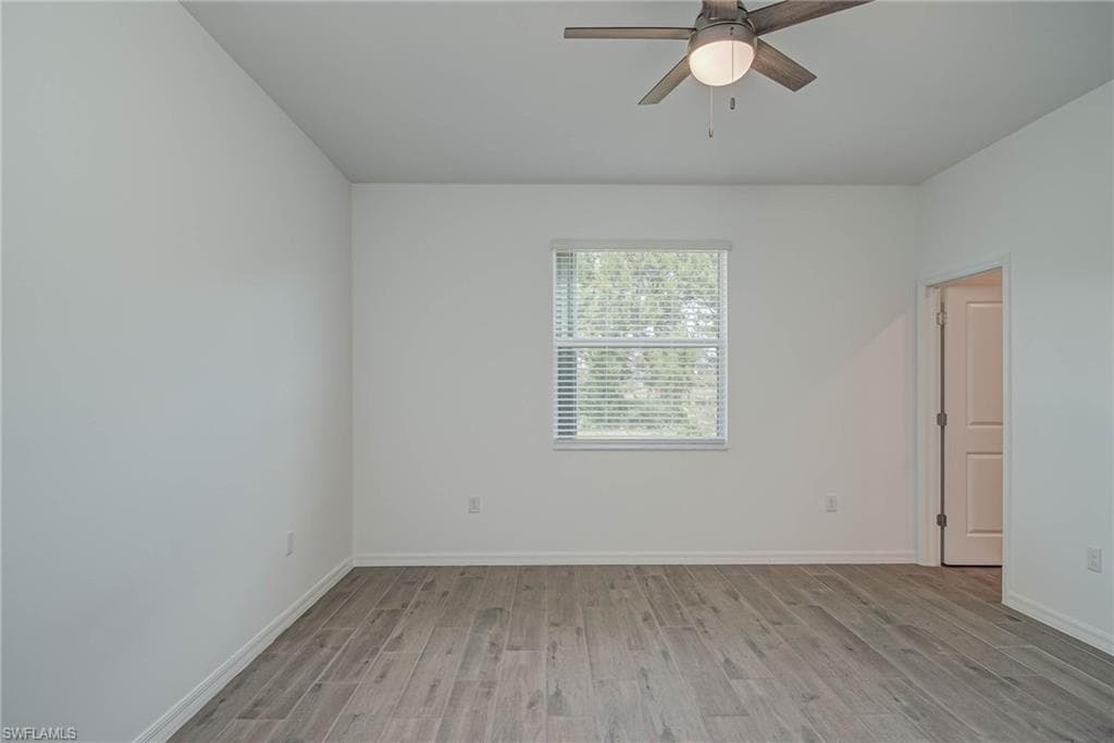 2667 Scarlet Way, Naples, FL 34120-9