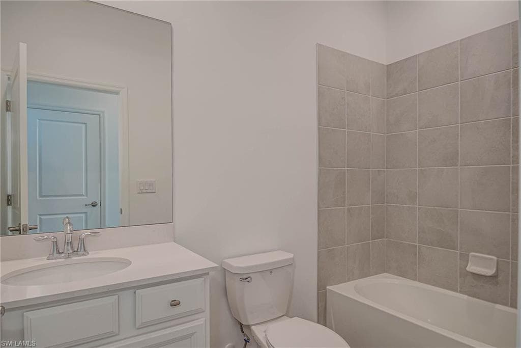 2667 Scarlet Way, Naples, FL 34120-16