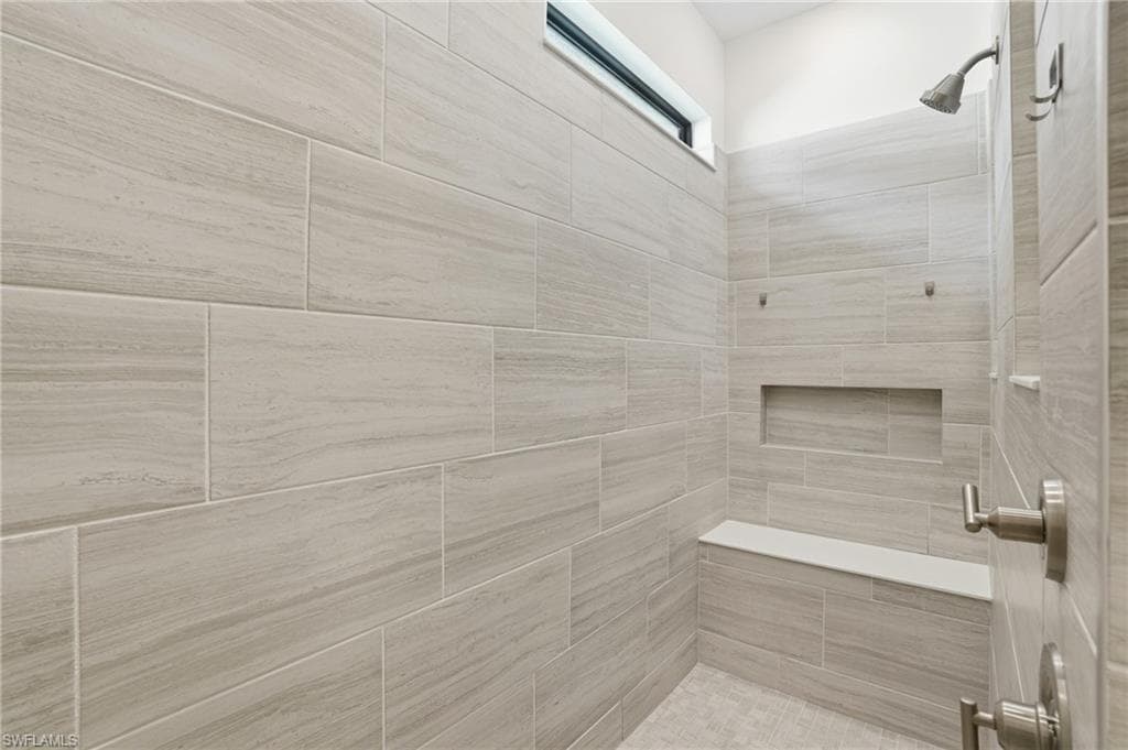 1778 Terreno Blvd, Naples, FL 34120-20