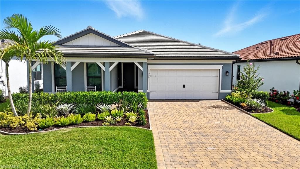 1778 Terreno Blvd, Naples, FL 34120-1