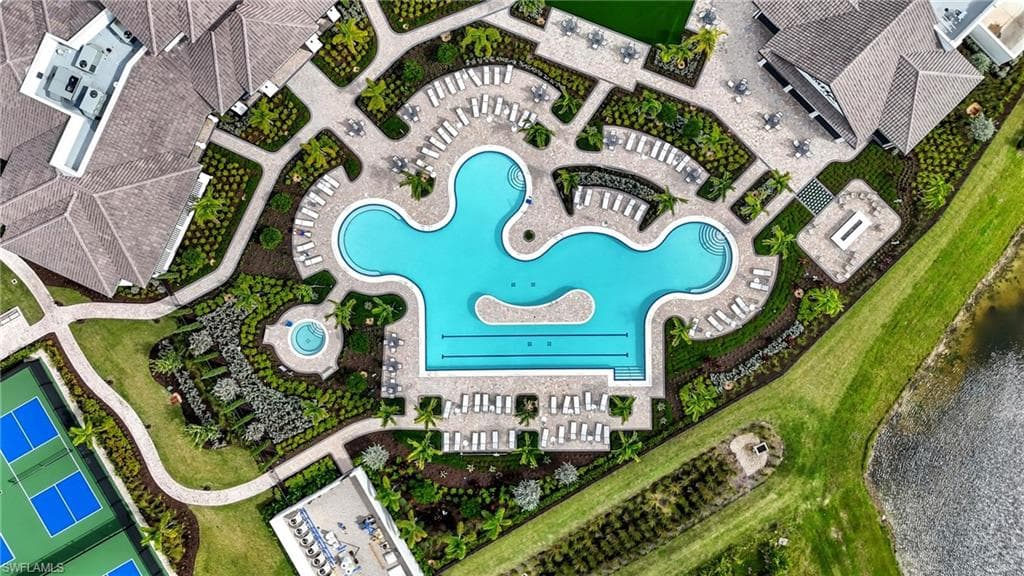 1778 Terreno Blvd, Naples, FL 34120-46