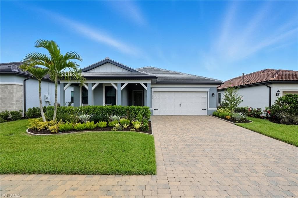 1778 Terreno Blvd, Naples, FL 34120-3