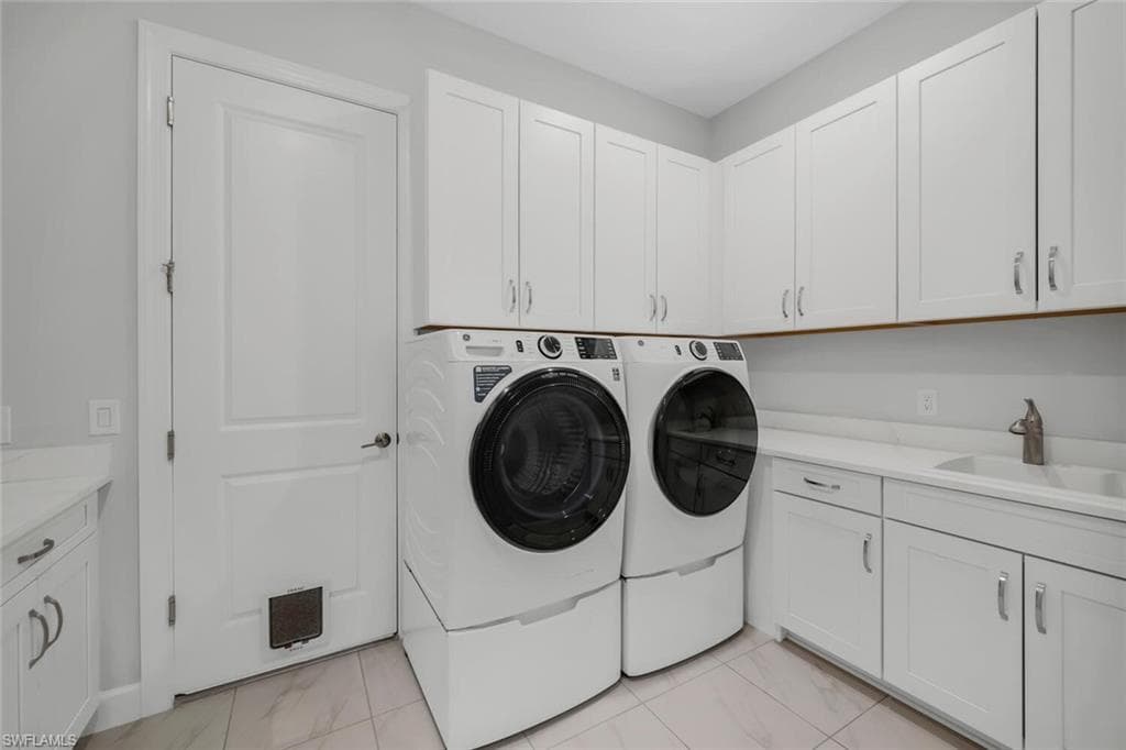 15107 Pescara St, Naples, FL 34114-18