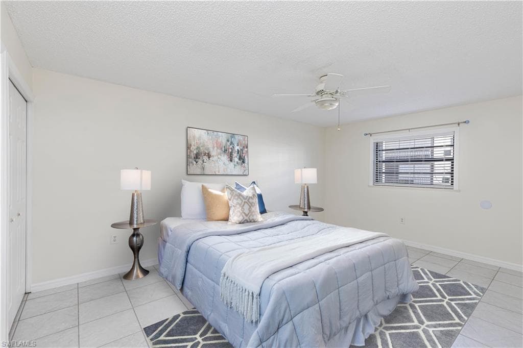 9395 Pennsylvania Ave 24, Bonita Springs, FL 34135-15