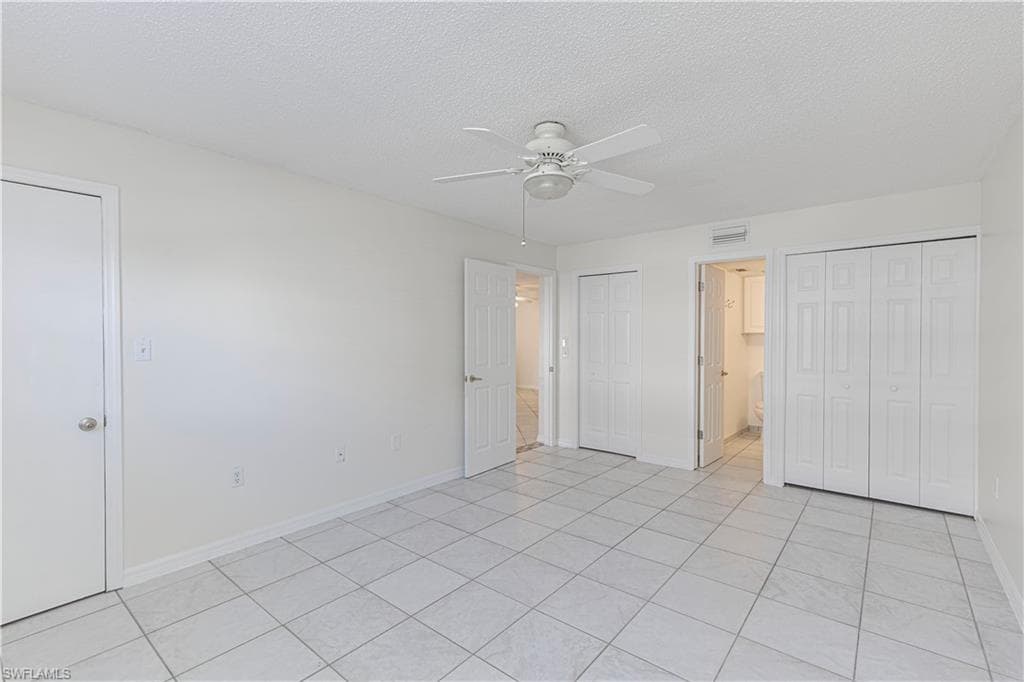 9395 Pennsylvania Ave 24, Bonita Springs, FL 34135-18