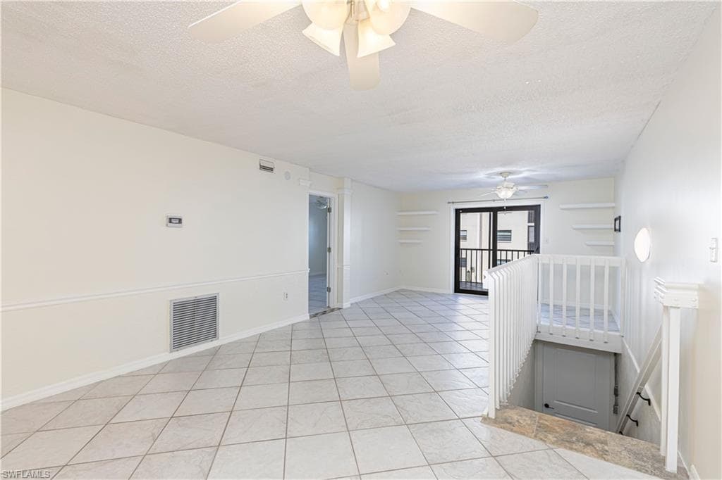 9395 Pennsylvania Ave 24, Bonita Springs, FL 34135-24