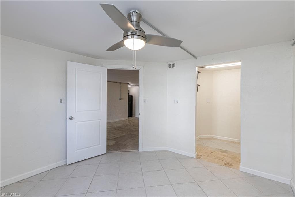 9395 Pennsylvania Ave 24, Bonita Springs, FL 34135-32