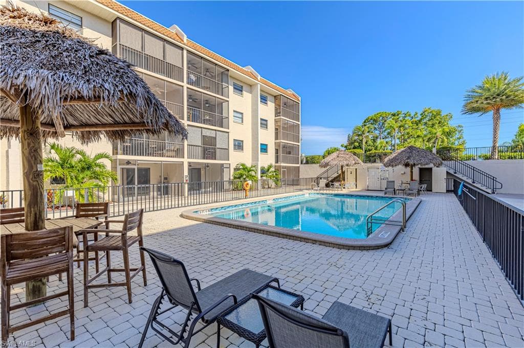 9395 Pennsylvania Ave 24, Bonita Springs, FL 34135-37